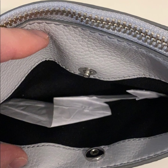 NWT Marc Jacobs Leather Wristlet - Picture 4 of 6